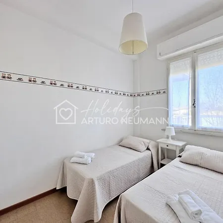 Apartment 502- Trilo In Centro A Al Secondo Piano, Con Ampio Terrazzo Coperto - Inclusa *